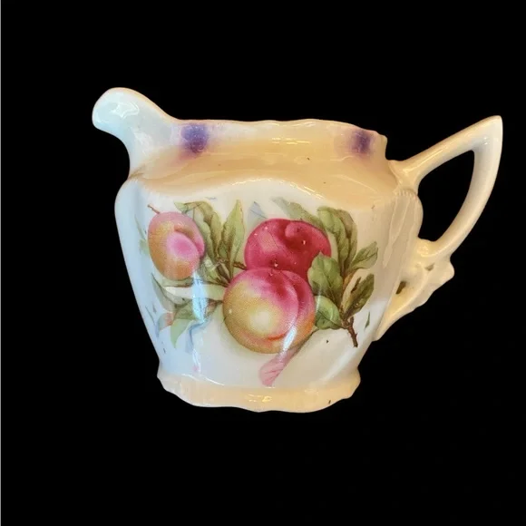 Antique Johann Seltmann porcelain creamer very rare 1901-1932 3.5 H x 3.5 x 5.25 - Picture 1 of 9